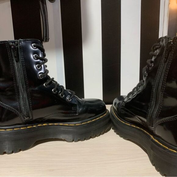 UK Dr Martens "Jadonโ Platform LaceUp Leather Combat Style Boots Size 6 Woman's - Picture 6 of 10